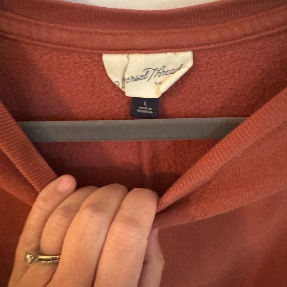 Universal Thread Rust Red Sweatshirt - Picture 5 of 5